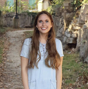 Meet your Posher, Ashley